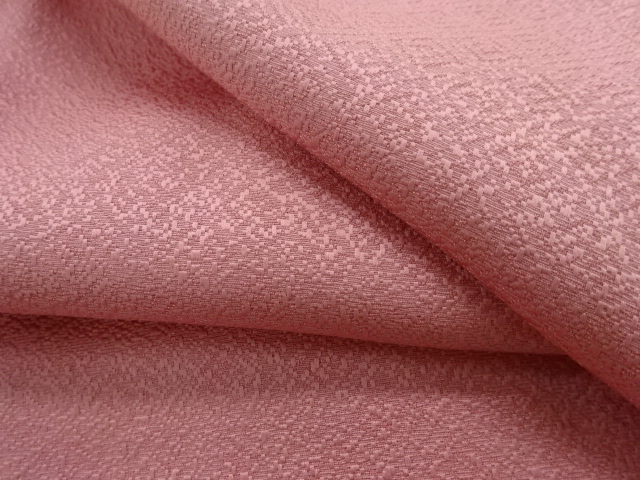  のり散らし模様織り出し一つ紋色無地着物